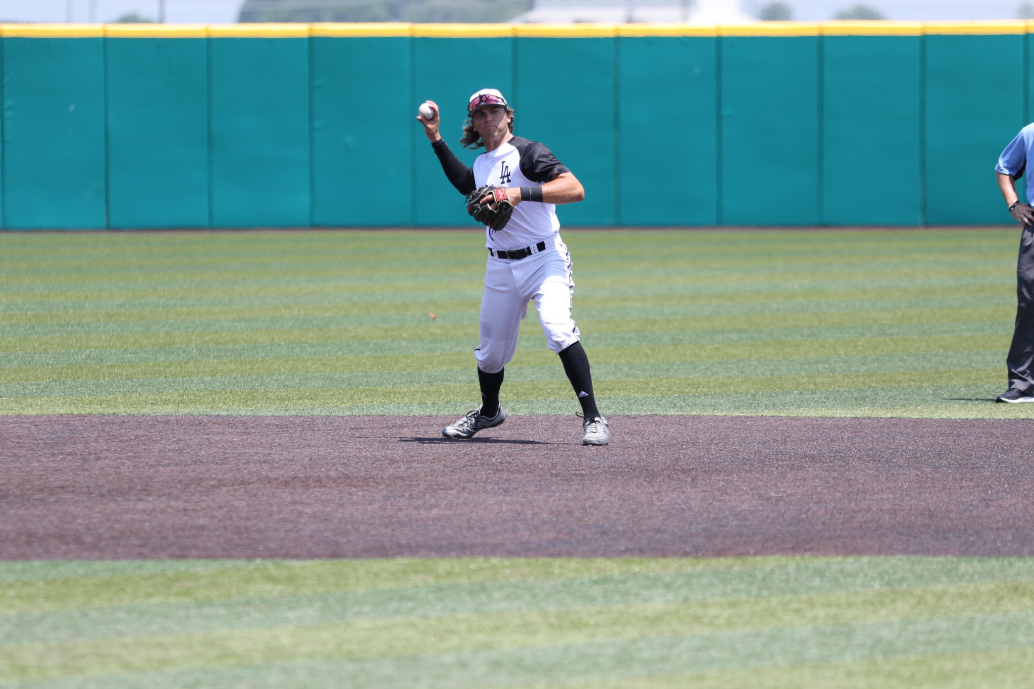 The Diamond Gents will next be in action on Tuesday evening at LeTourneau.