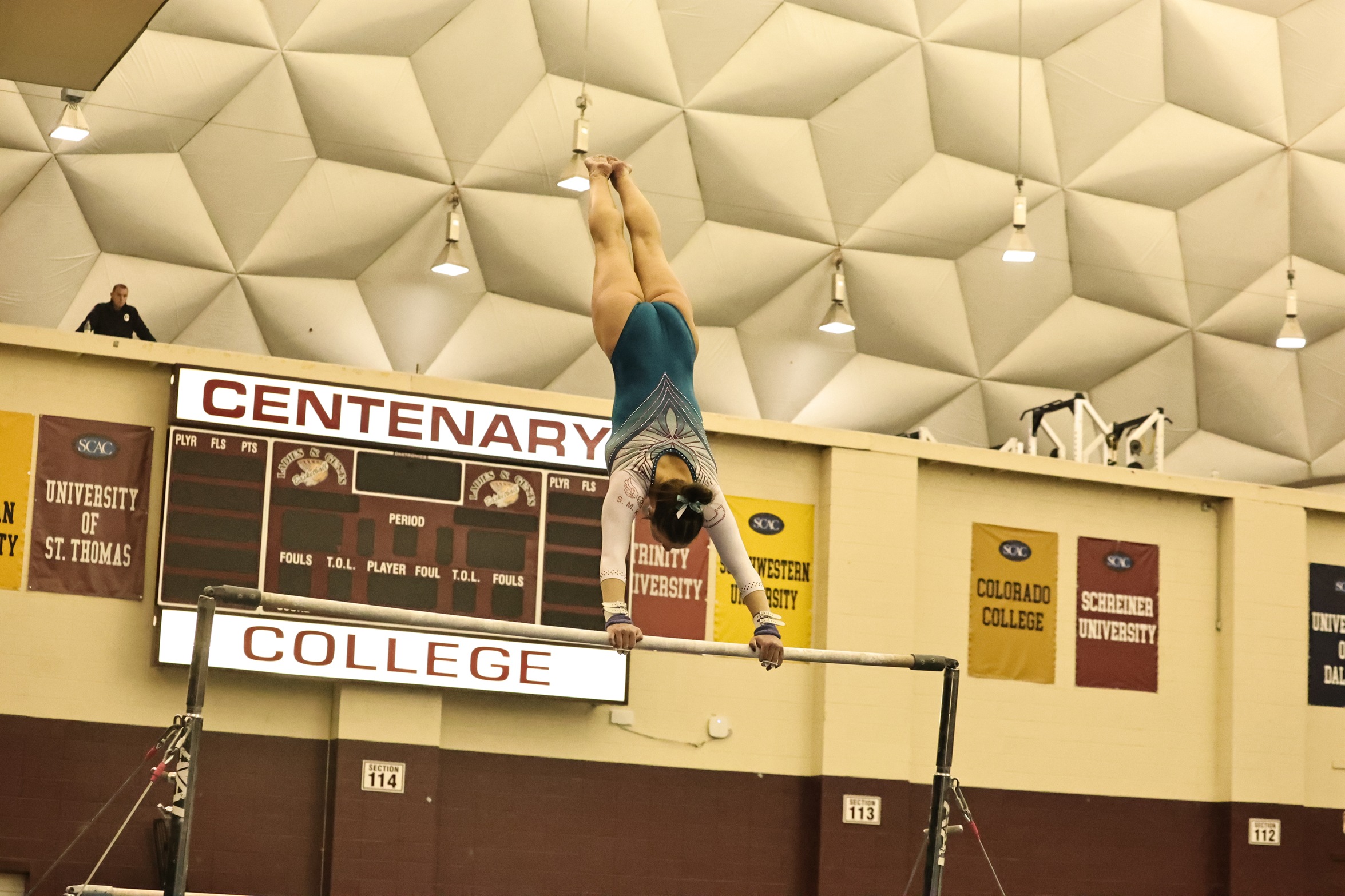 The Ladies finished third on Friday night versus Air Force and UC-Davis.