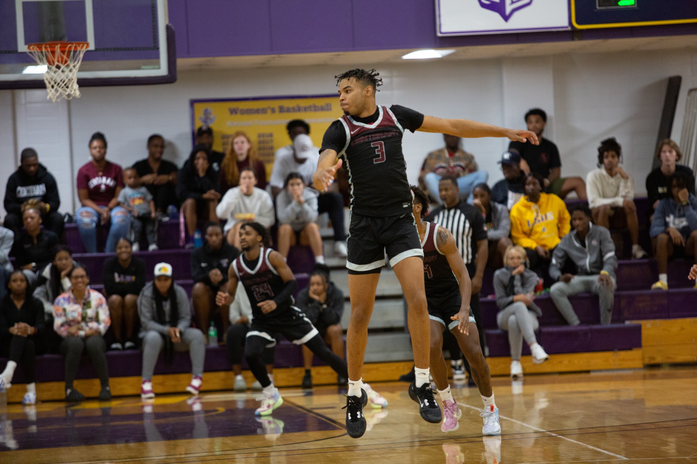 Braeden Board scored a team-leading 18 points in Sunday's win.