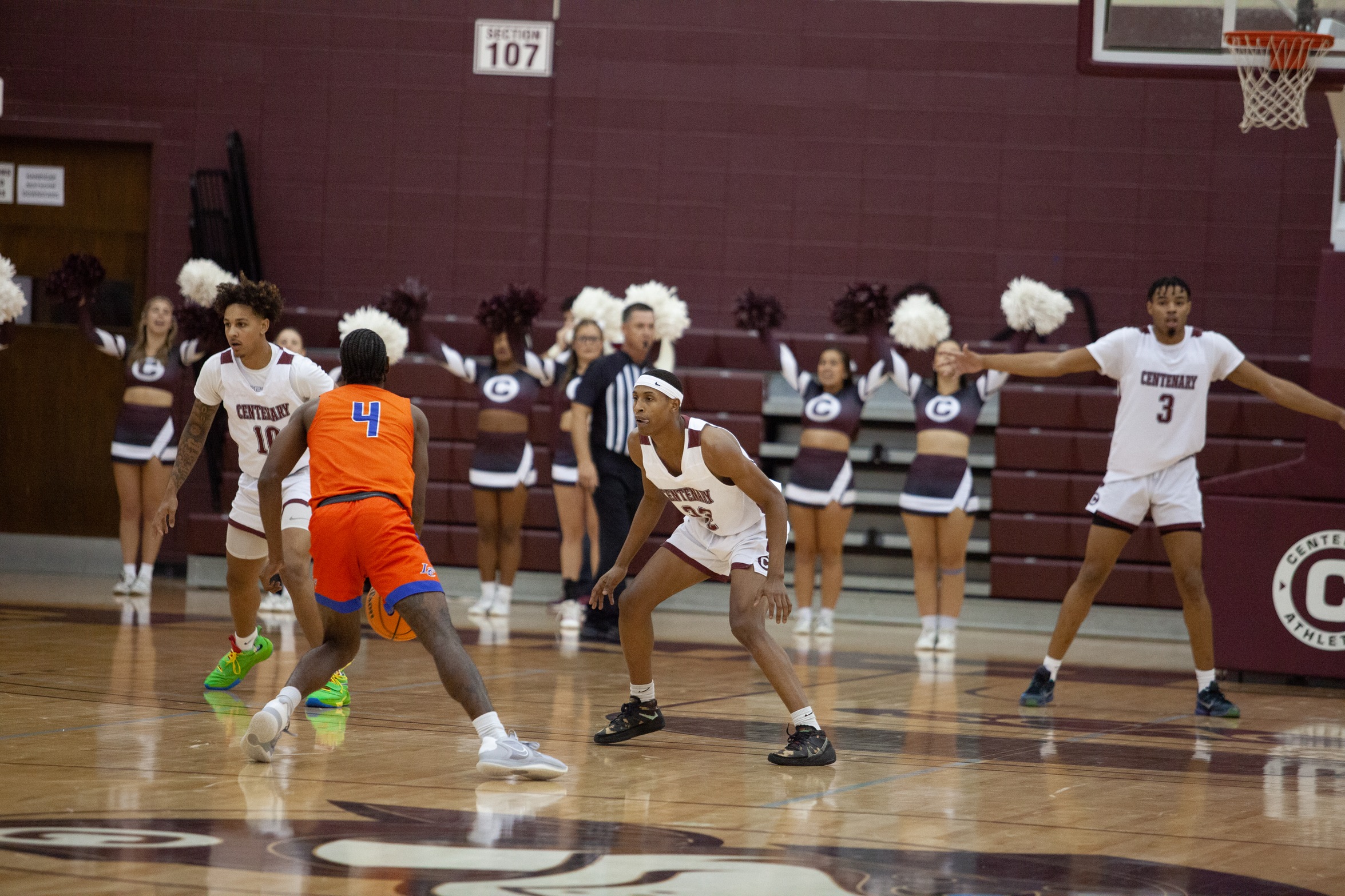 Tykeem Singleton and the Gents go for their fifth win in a row on Thursday.