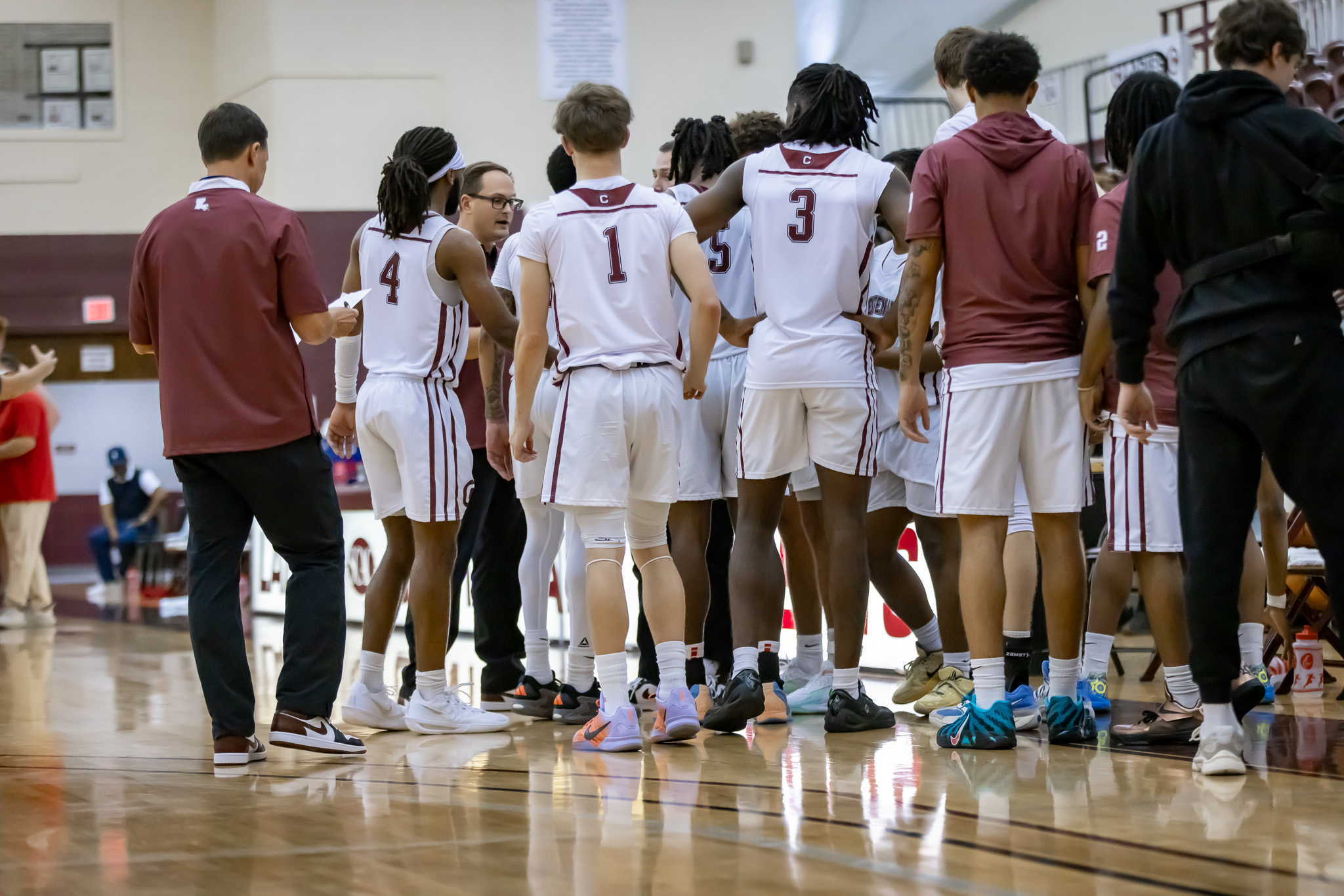 The Gents fell to UMHB on the road, 83-62, on Tuesday evening.

PHOTO: Calvin Hearns
