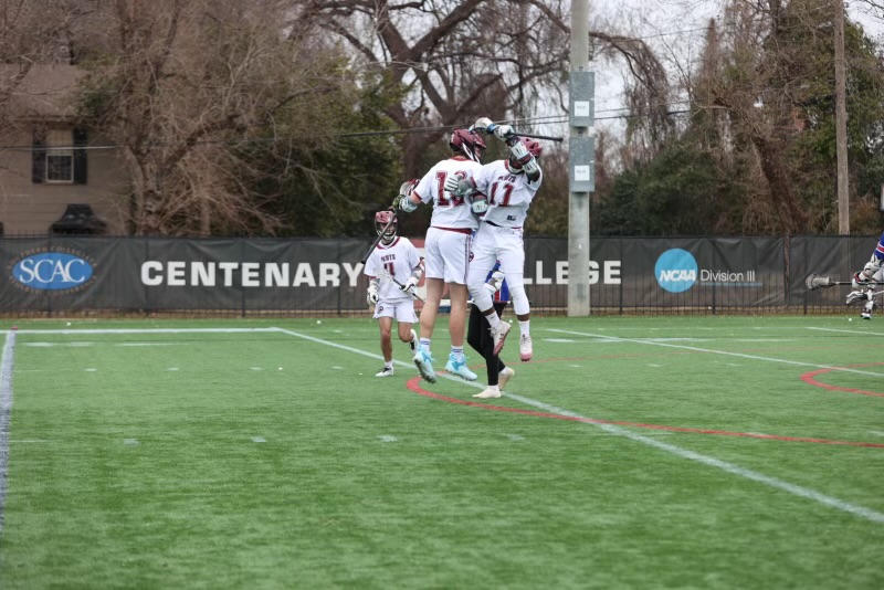 Gents Blast Bulldogs 27-0 In Exhibition Contest
