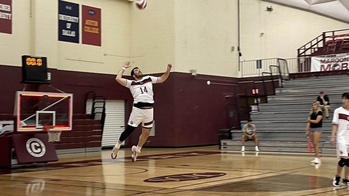 Gents Fall To Bulldogs On Senior Night