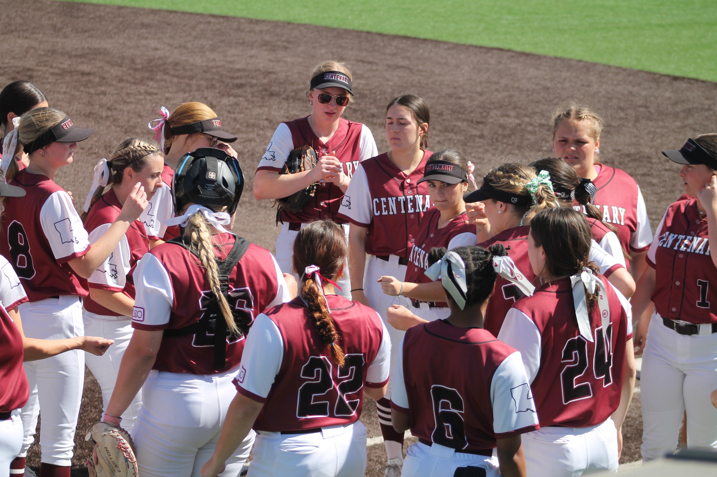 The Ladies blanked Southwestern 6-0 on Friday at home.

PHOTO: Gina Roach