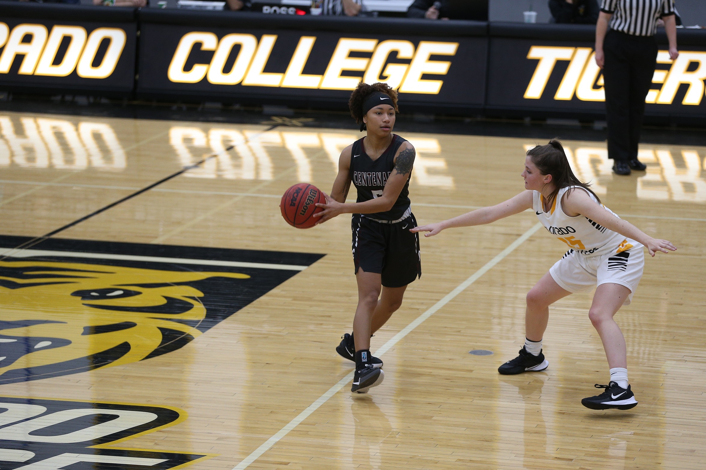 Ladies Basketball Falls to Texas Lutheran in Season Opener