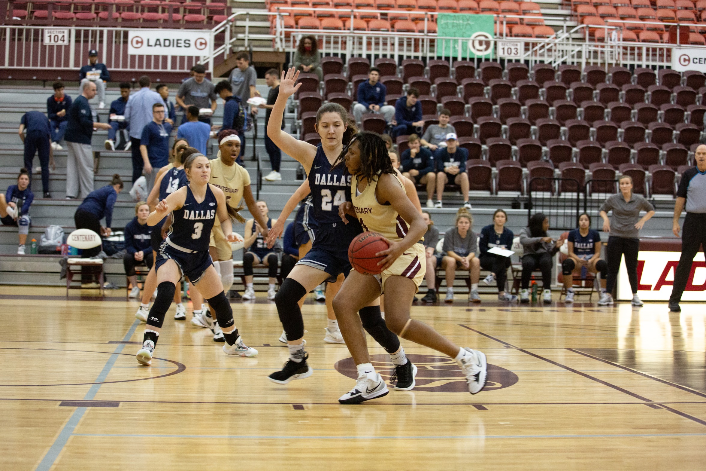 Ladies Return Home To Face Southwestern On Wednesday
