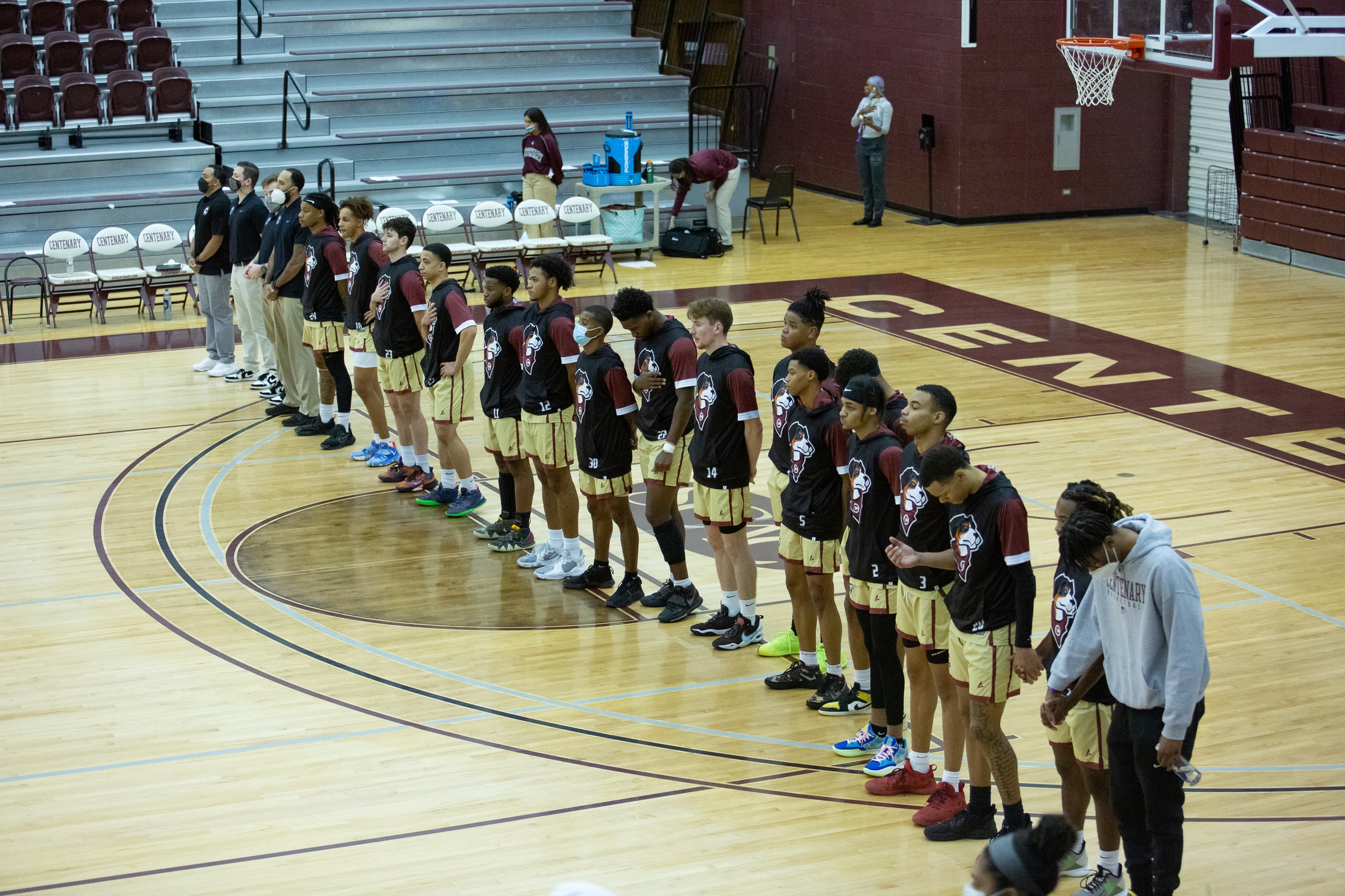 Gents Back On Home Court Friday To Face Colorado College