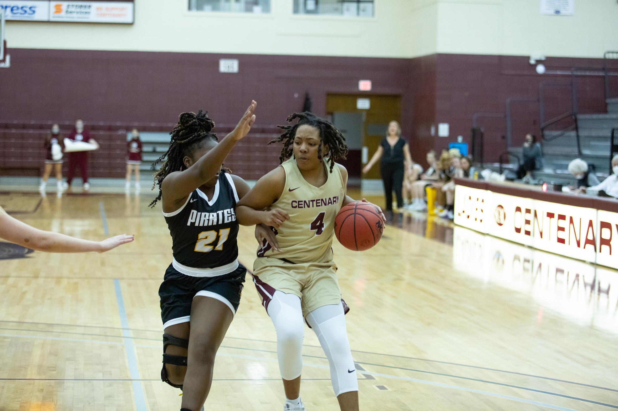 Ladies To Finish Regular Season This Weekend On Road