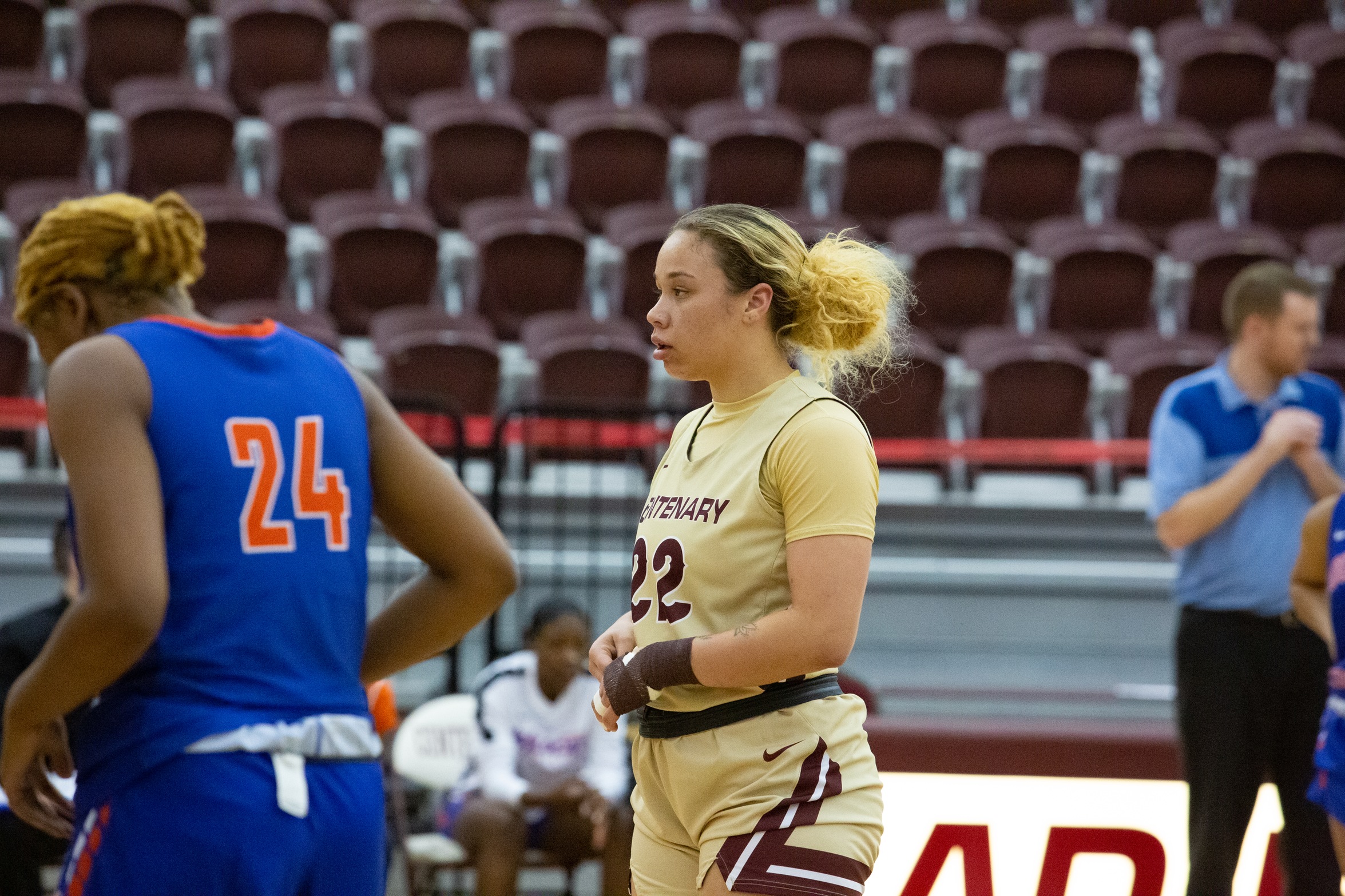 The Ladies lost to Hendrix for the second time in four days on Monday night.