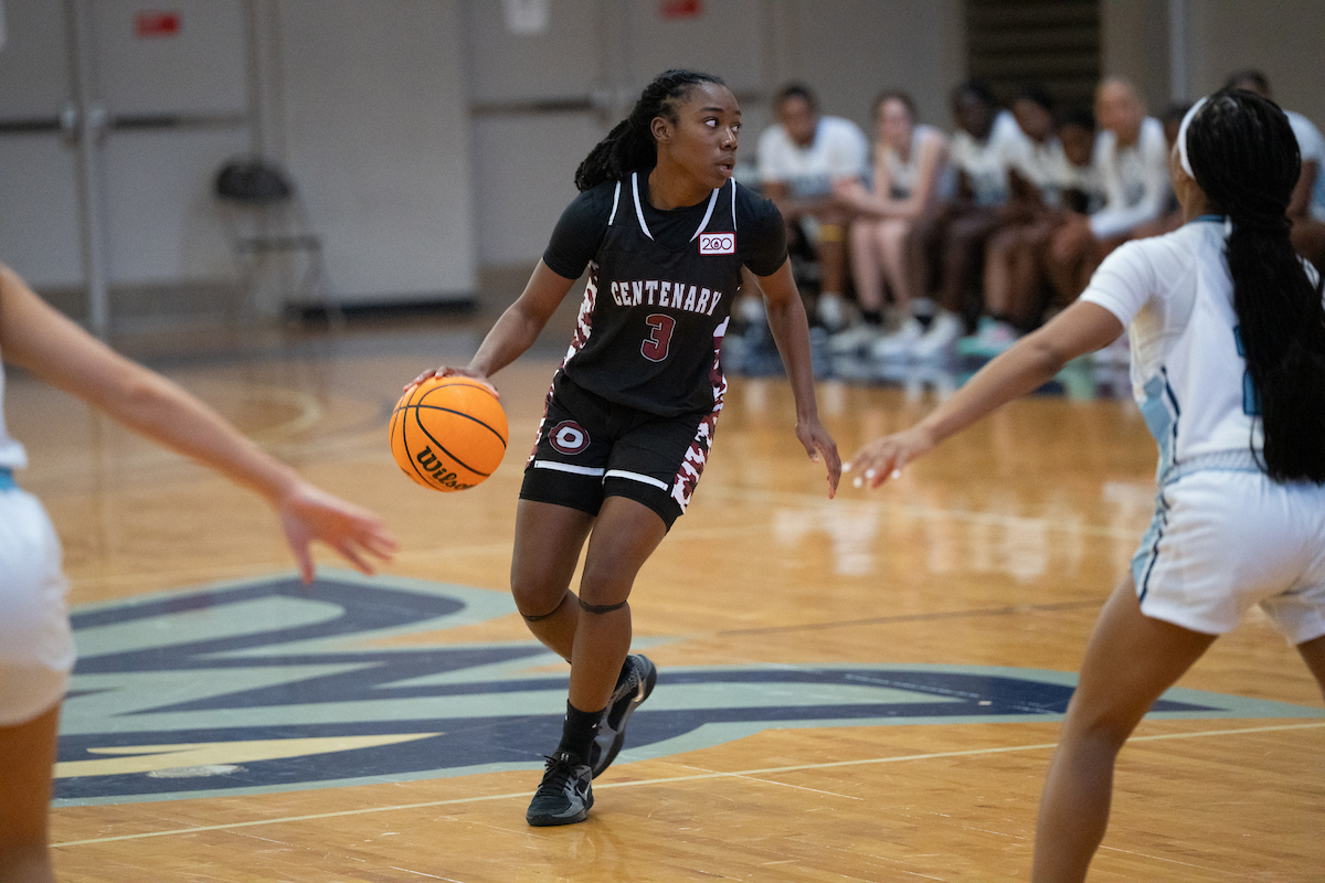 Ladies Pick Up First Win Of Season 70-67 At MUW