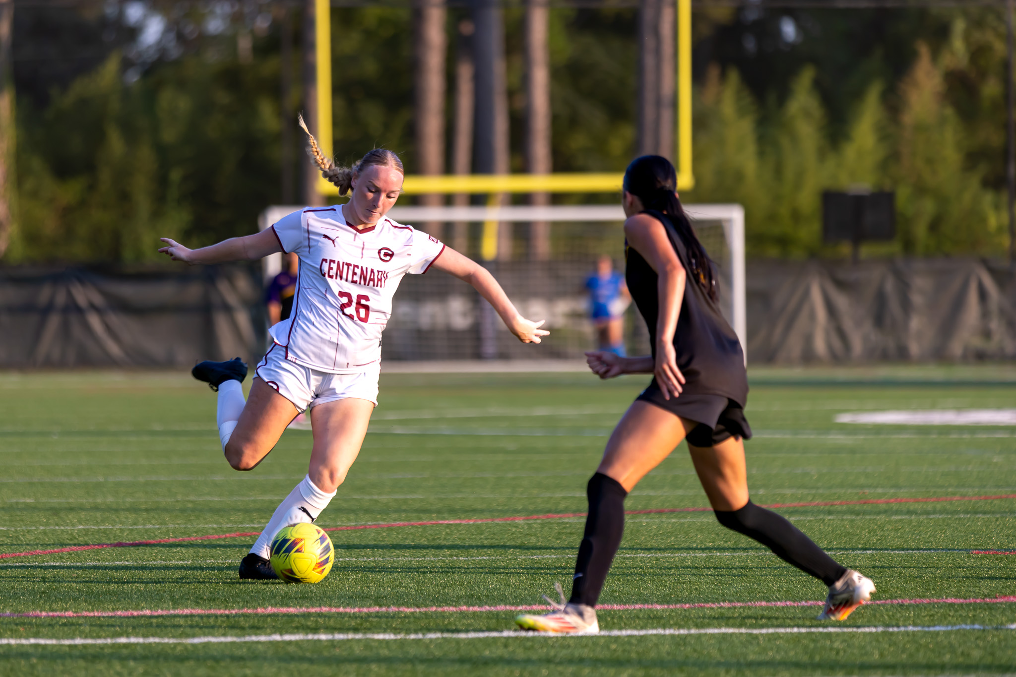 Freshman Kaitlin Sprey and the Ladies earned a 1-1 tie on Friday night versus Ozarks.

PHOTO: Calvin Hearns