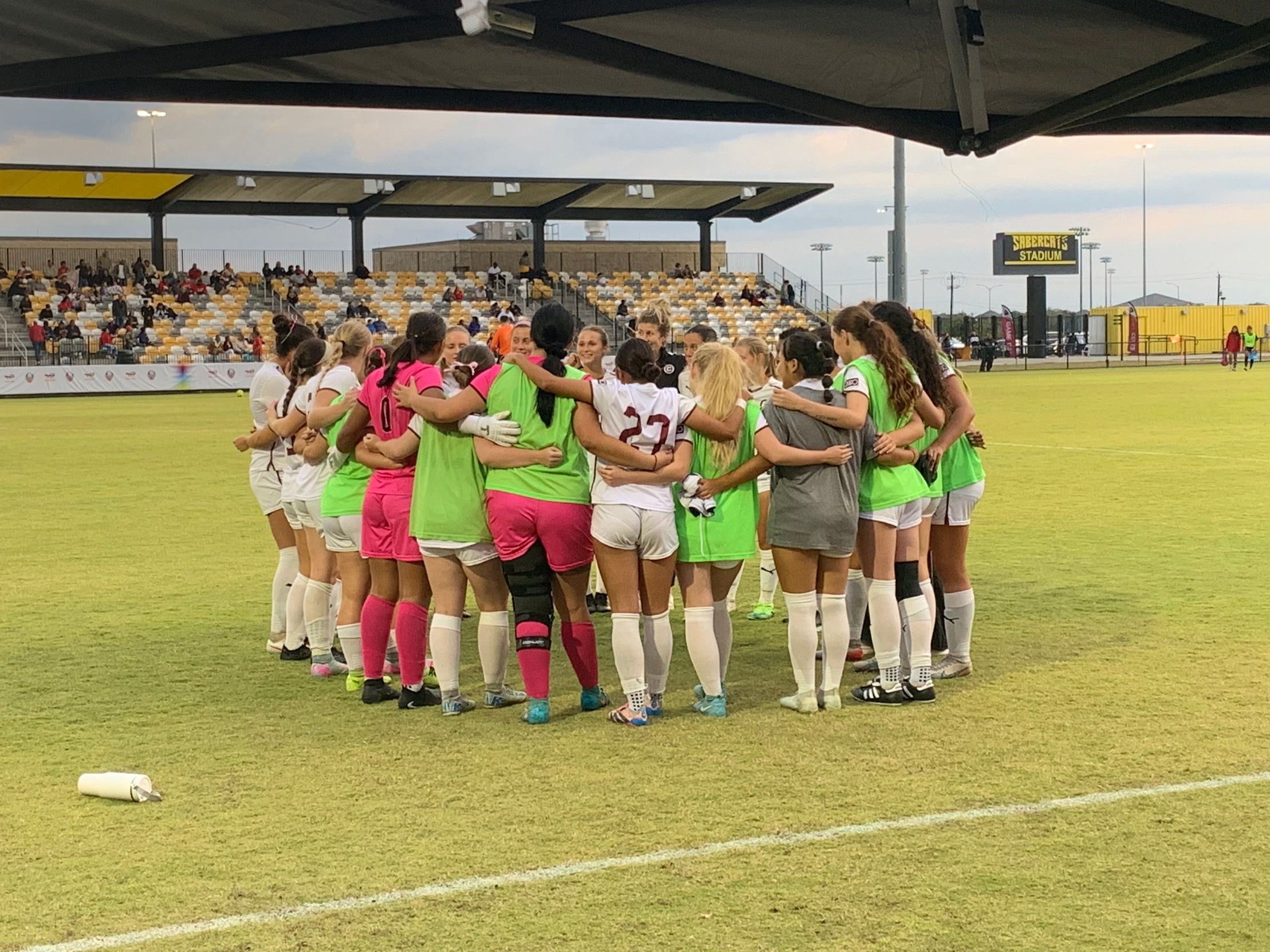 Ladies Fall 2-0 At St. Thomas In Season Finale